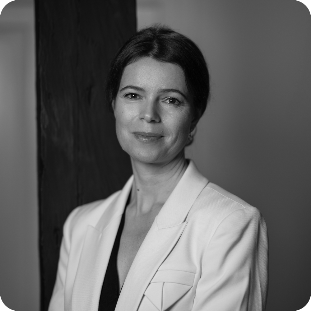 Maria Knauss ― CEO